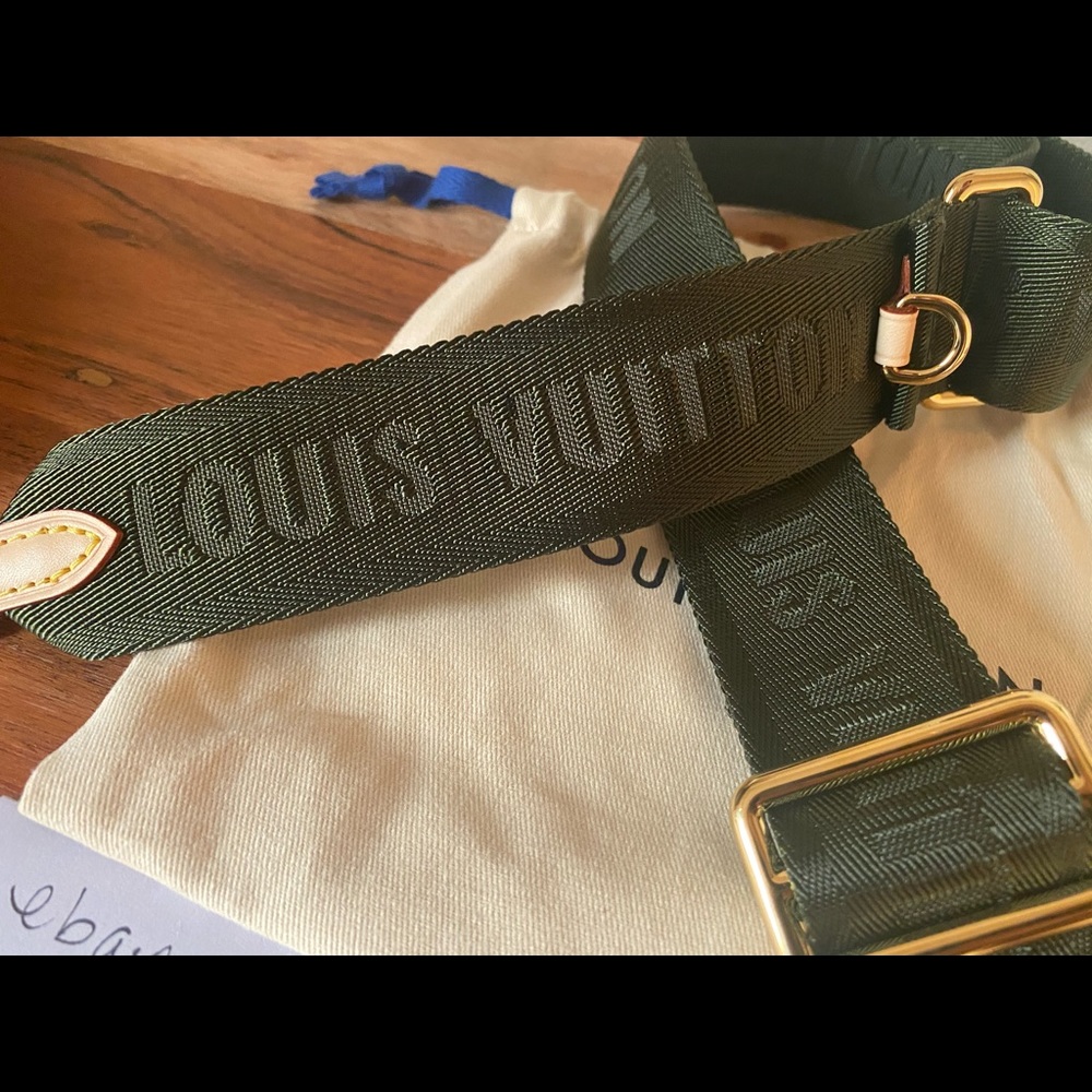 ‼️SOLD‼️Louis Vuitton Khaki Strap Multipochette - Picture 4 of 11